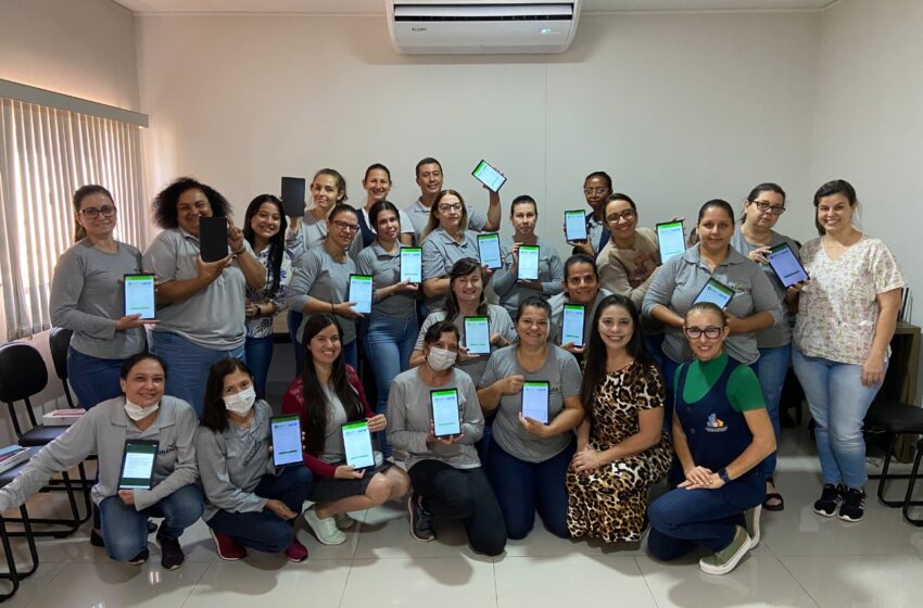  Modernização: Prefeitura de Urânia entrega 20 tablets para agentes comunitários de saúde
