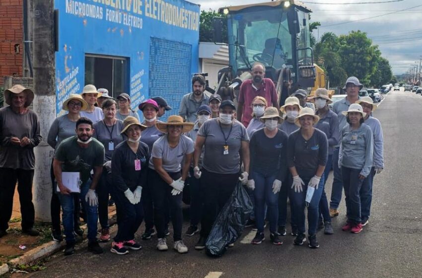  Força-tarefa de limpeza de residências é realizada em parceria com a Prefeitura Municipal de Urânia e a Vigilância Sanitária